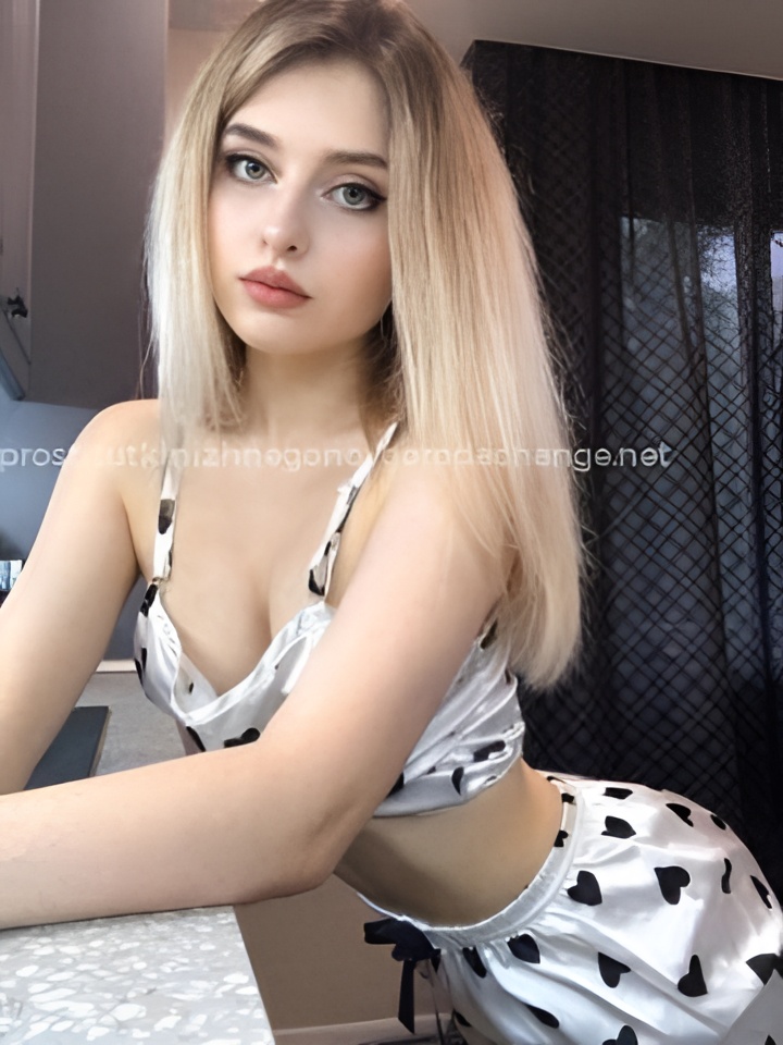 Дарья привлекательная девушка из Ставрополя цена от 4000 руб