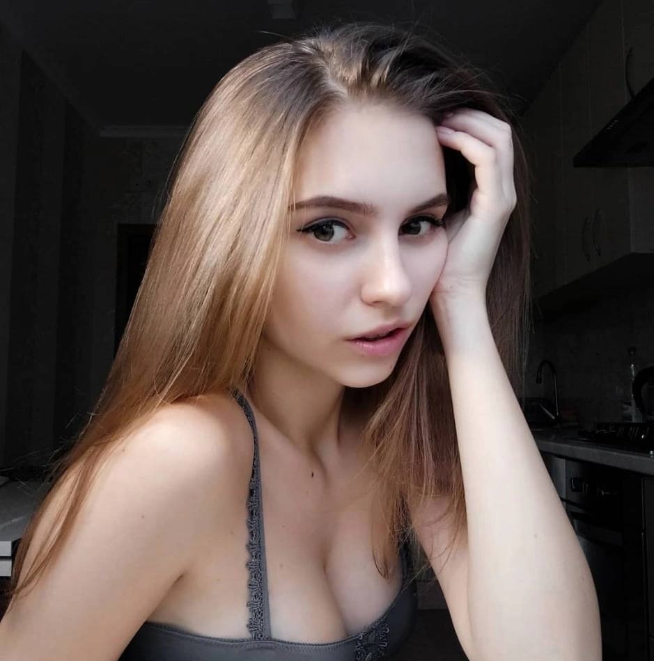 Елизавета привлекательная девушка из Ставрополя цена от 3000 руб